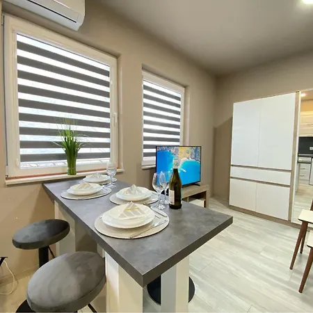 Nj Luxury And Апартаменти