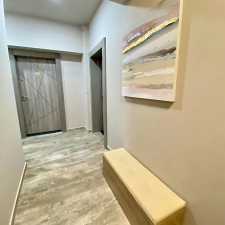 Nj Luxury And Апартаменти *