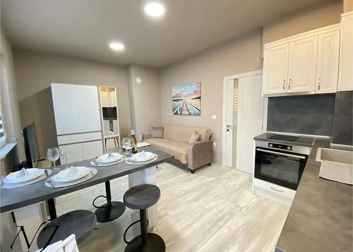 Nj Luxury And * فارنا